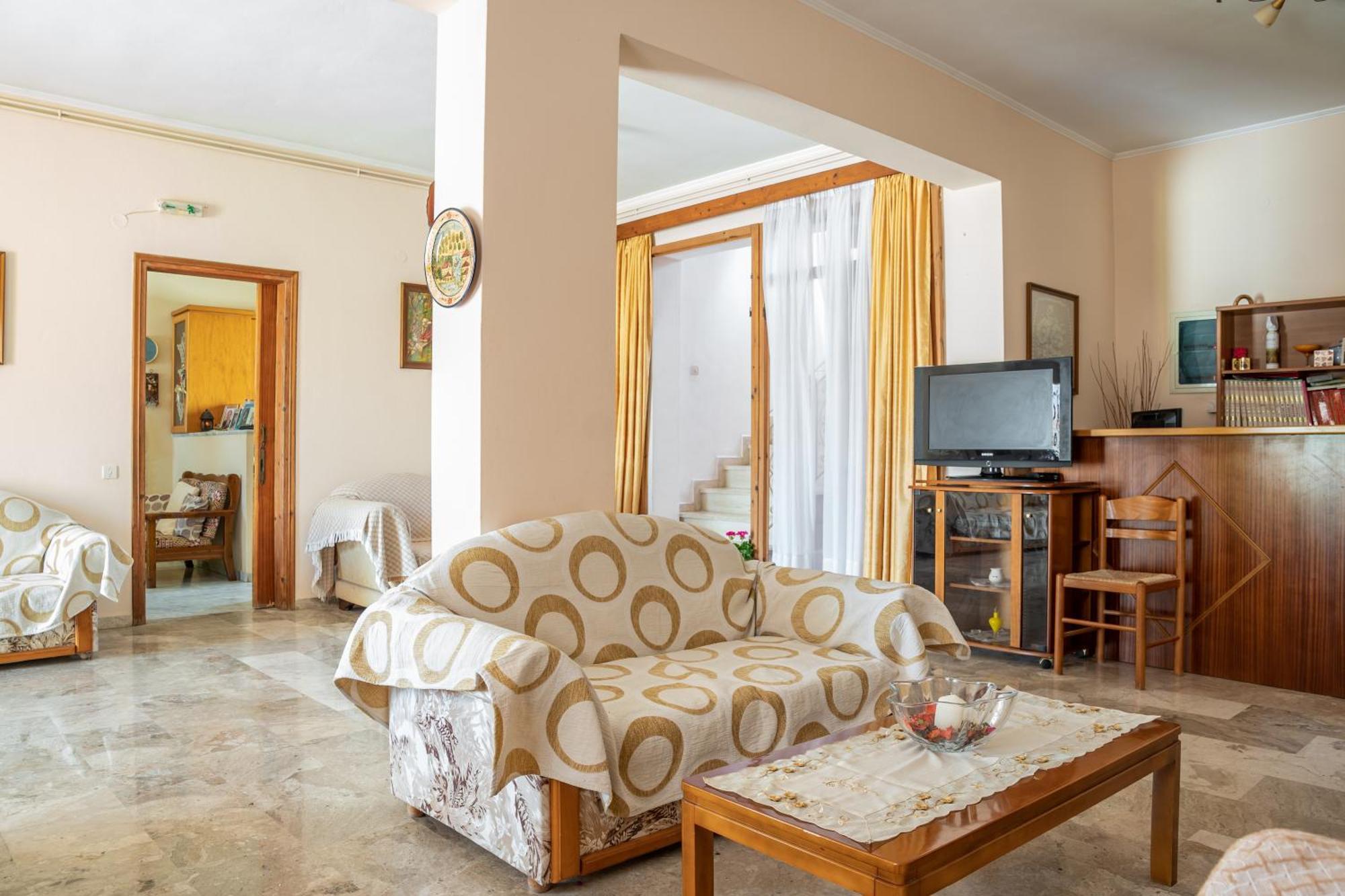 Villa Krina อาร์กาซี ภายนอก รูปภาพ