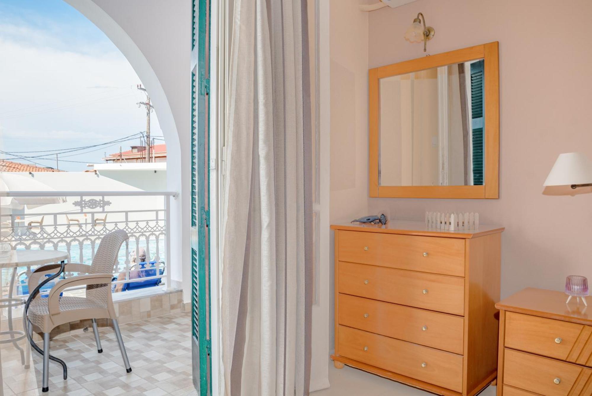 Villa Krina อาร์กาซี ภายนอก รูปภาพ