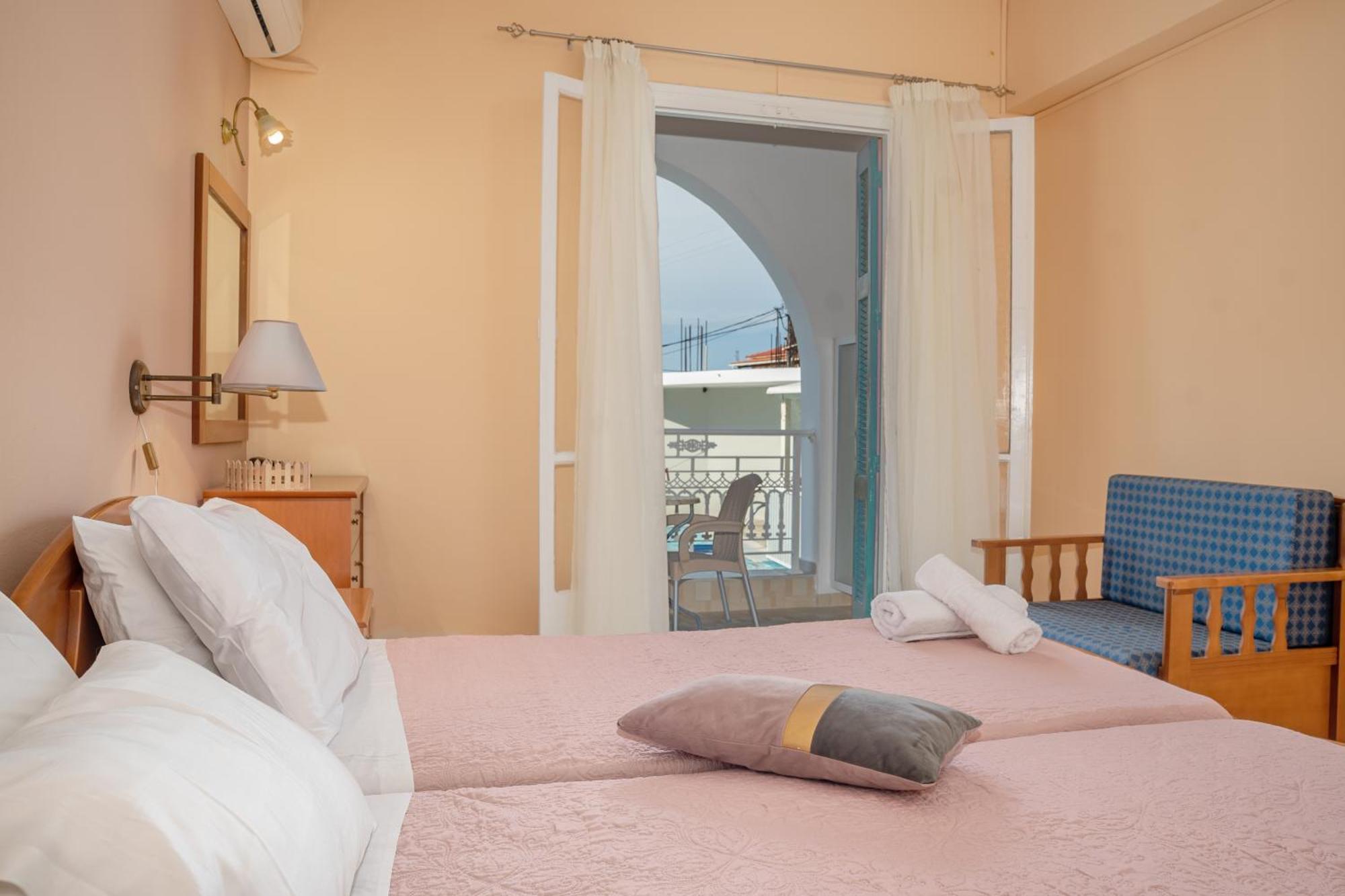 Villa Krina อาร์กาซี ภายนอก รูปภาพ