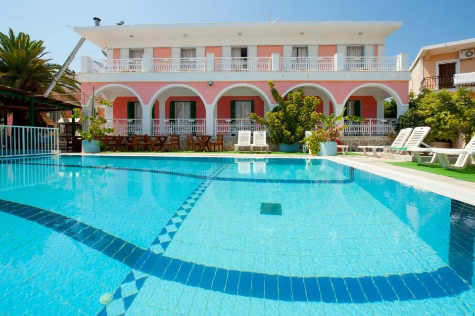 Villa Krina อาร์กาซี ภายนอก รูปภาพ